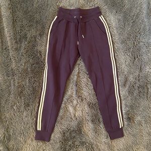 Buffbunny Bomb joggers